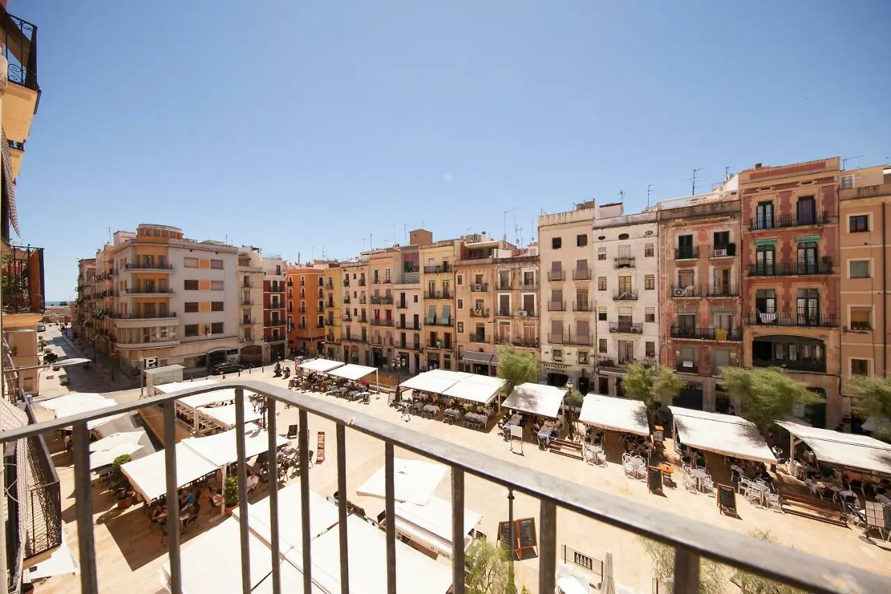 El Faro Apartaments Tarragona 0*,  Espanha